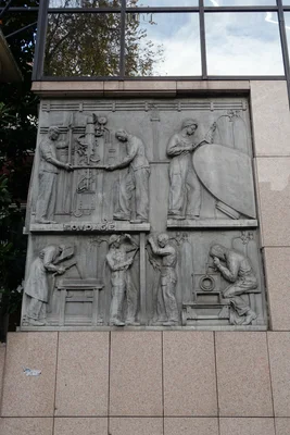 Le siège de la Fédération Française de Football, situé au 87 boulevard de Grenelle à Paris