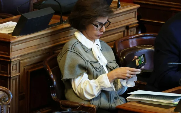Rachida Dati et Pierre-Yves Bournazel en photo, posant ensemble dans le cadre de leur union à Paris