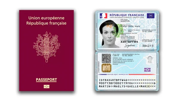 Un passeport et une carte nationale d'identité (CNI) français.