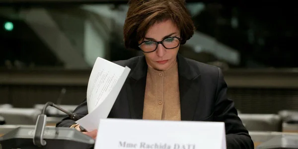 Rachida Dati assistant à la commission d'enquête sur l'audiovisuel public.