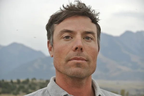 L'écrivain Callan Wink, auteur du roman 'Les Braconniers'.