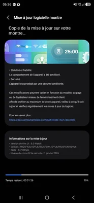 Écran de mise à jour système sur une montre connectée Samsung Galaxy Watch.