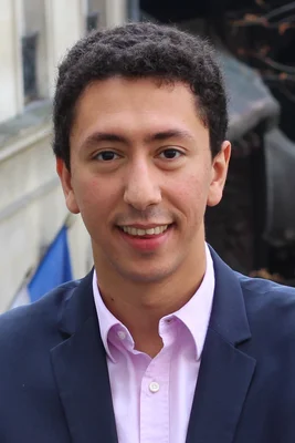 Othman Nasrou devant le conseil régional d'Île-de-France.