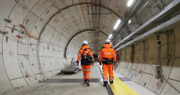 Travaux de construction au sein du futur centre d'enfouissement Cigéo à Bure.