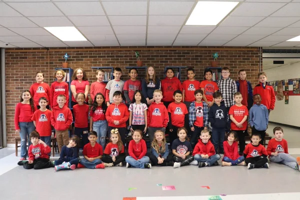 Élèves de l'école Cedar Grove Elementary dans leur salle de classe.
