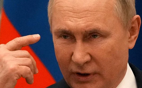 Vladimir Poutine s'exprimant lors d'une intervention.