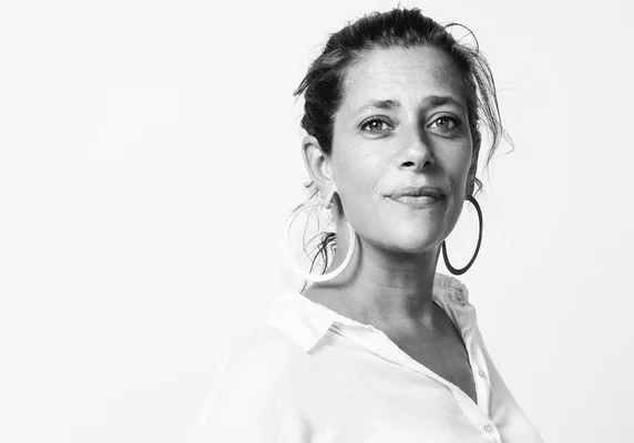 Giulia Foïs, auteure de « Les filles de la librairie »