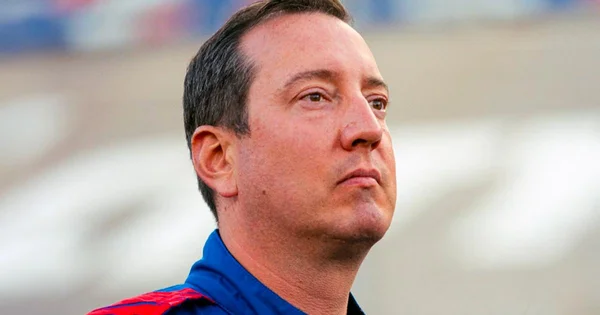 Portrait rapproché de Kyle Busch.