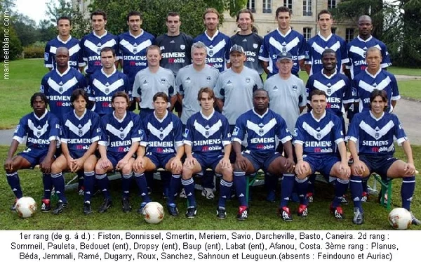 Photo d'équipe des Girondins de Bordeaux saison 2002/2003.