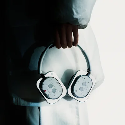 Nothing Headphone (1) : le casque Bluetooth transparent qui entend bousculer les tenors du marche - Les Numeriques