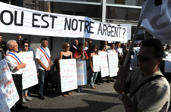 Manifestation de victimes de l'affaire Brun, scandale immobilier où des propriétaires réclament le retour de leurs fonds.