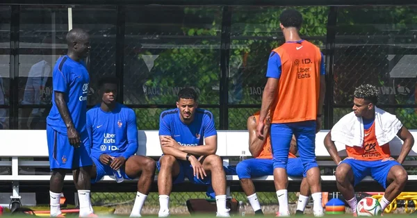 Entraînement de l'équipe de France avant le match contre le Sénégal.