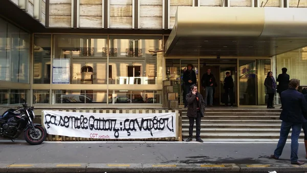 Occupation du siège du MEDEF à Paris contre le diktat patronal | Solidarité Ouvrière