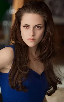 Kristen Stewart dans 'Twilight - Chapitre 5 : Révélation 2e partie', les yeux rouges caractéristiques.