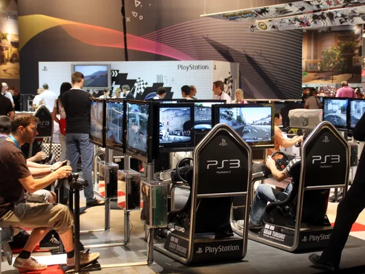 Stand de Sony, présentant la PlayStation PS3, à la Gamescom 2009, Cologne
