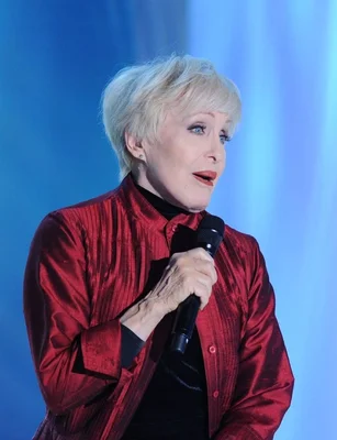 Nicole Croisille, la voix intemporelle derrière « Une femme avec toi ».