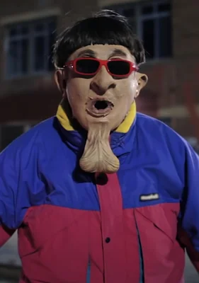 Oliver Tree dans le clip 'Bury Me Alive' (2020).