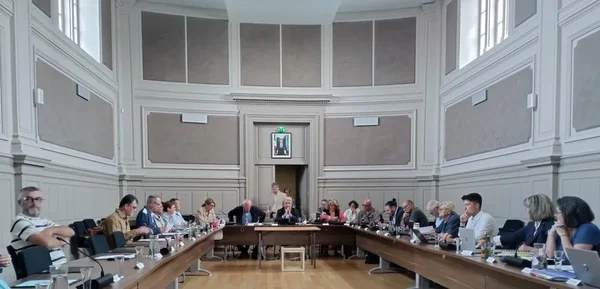 Conseil municipal à Lavaur : la dette communale au cœur des débats.