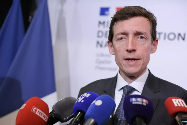 Édouard Geffray, ministre de l'Éducation nationale, lors d'une conférence de presse.
