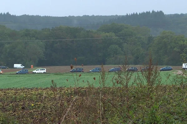 Le site des fouilles à Rouvray, dans l'Yonne, où les recherches se sont poursuivies sans résultat significatif.