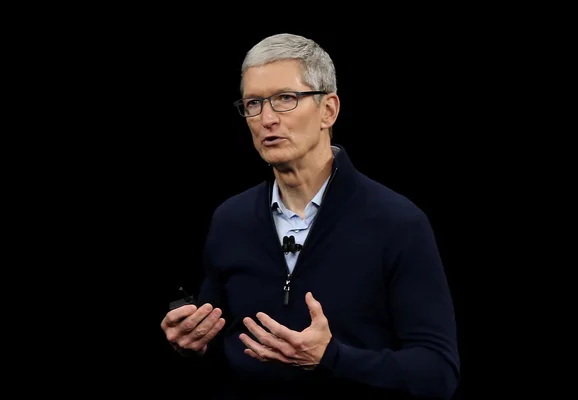 Tim Cook, PDG d'Apple, s'exprimant lors d'un événement.