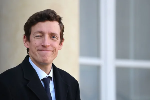 L'homme accusant Jean-Michel di Falco de viols, à l'issue du jugement.