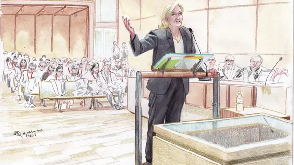 Croquis d'audience montrant Marine Le Pen à la barre.