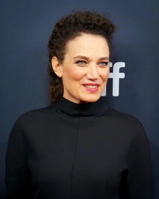 L'actrice Indira Varma lors du Festival international du film de Toronto 2024.