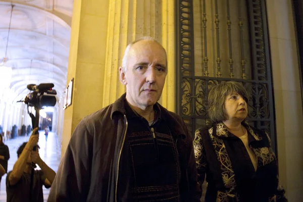 Dany Leprince et son avocate devant la Cour de révision.
